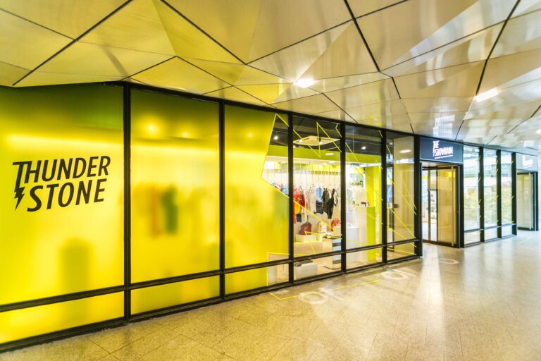 Thunder Stone vertical Magento 2 storefront for showroom tablets